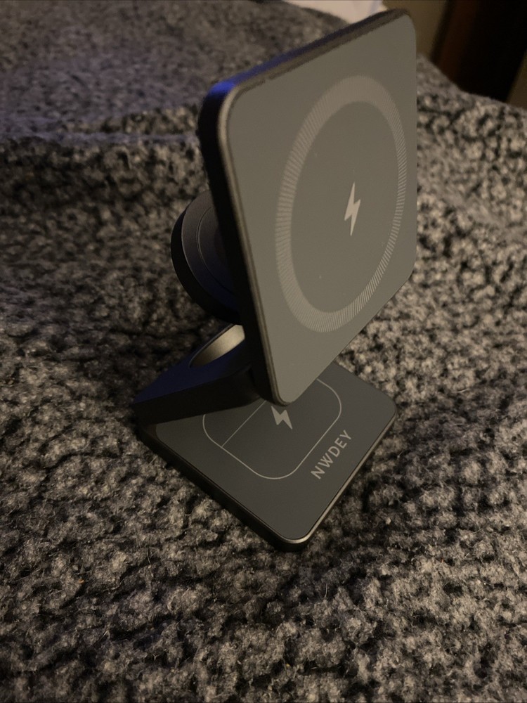 3 In 1 Foldable Wireless Charger