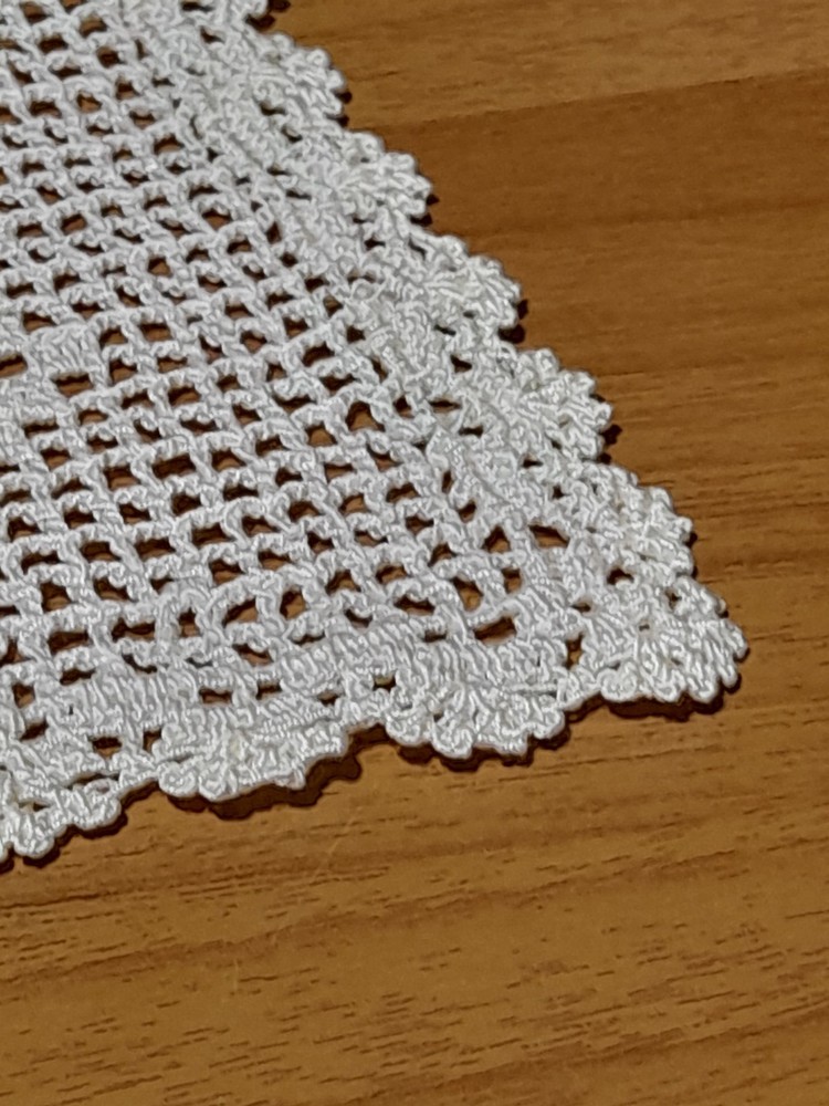 VINTAGE 18 GRAM CROCHET DOZER