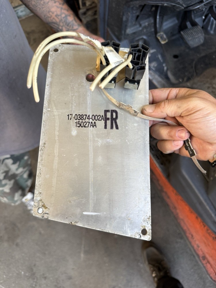 PETERBILT 379 DASH PANEL 17 03874 002A