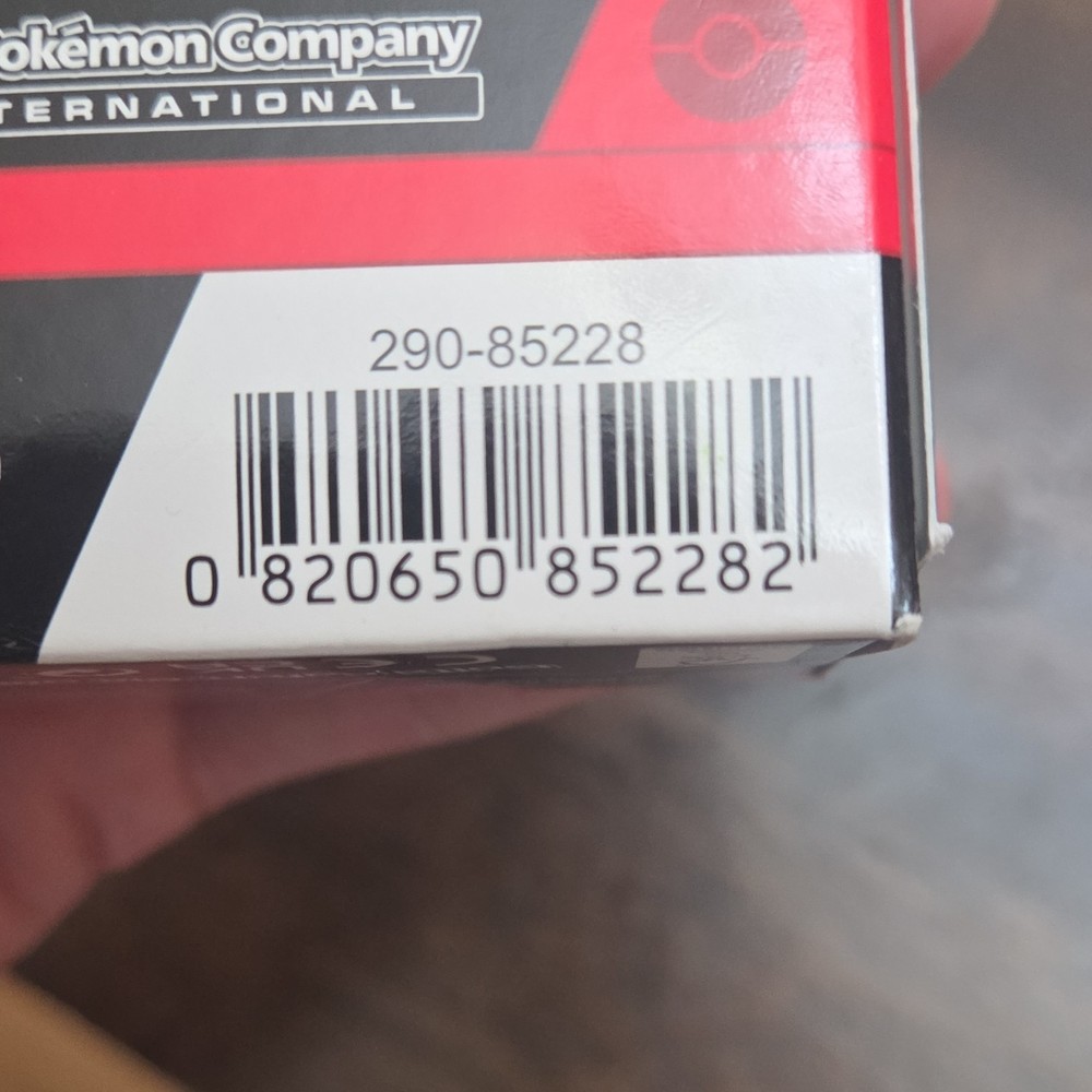 Pokémon TCG Ampharos ex Battle Deck & Mega Evolution Perfect Order Kit