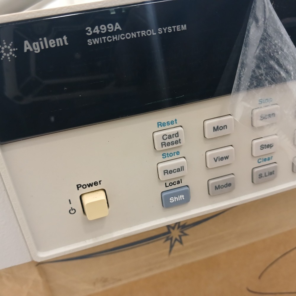 Agilent 3499 2-Slot Switch/Control System