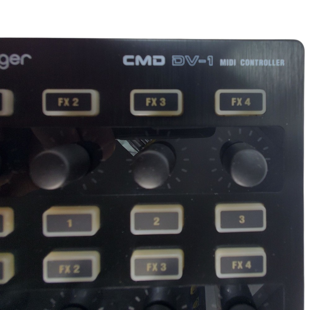 Behringer CMD DV-1 USB MIDI Controller W USB Cable