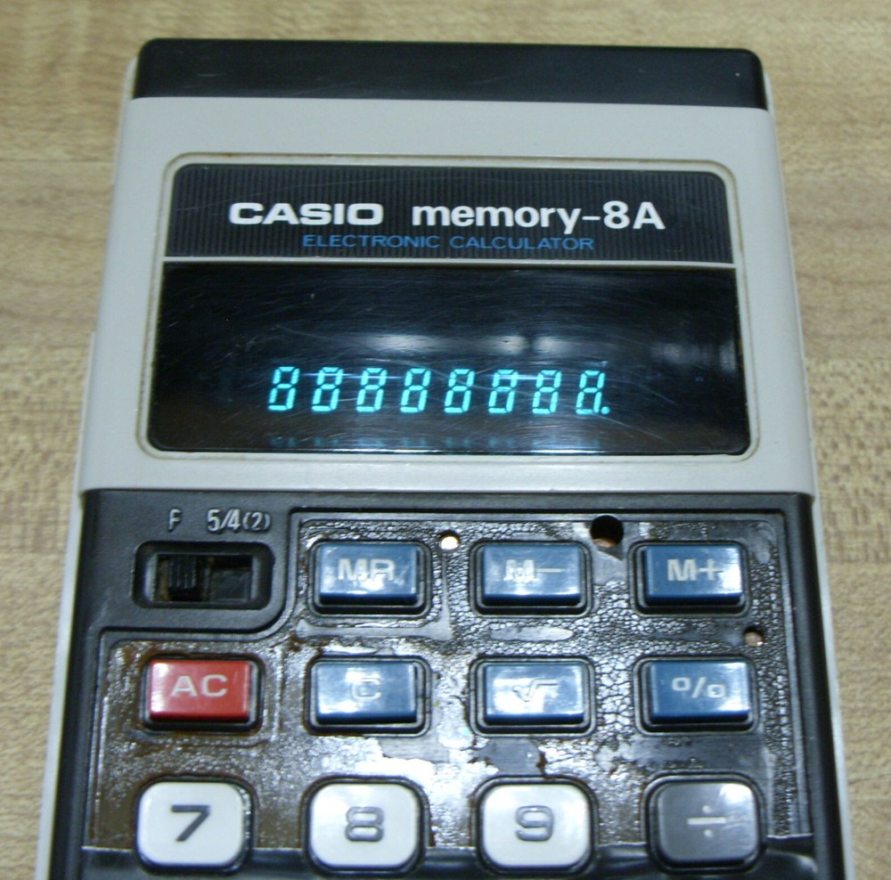 CASIO MEMORY-8A CALCULATOR WITH CASE, MODEL CD-813, ca 1975, WORKING