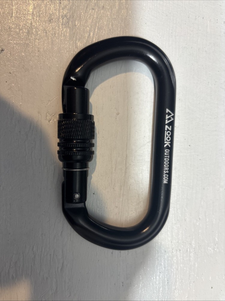 Zook Outdoors Locking Carabiner