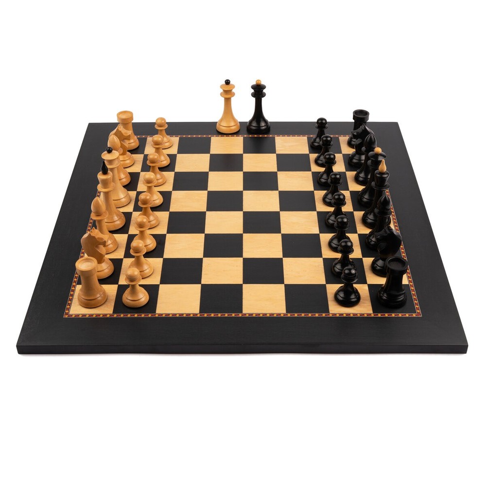 Ferrer - The Queen's Gambit Official Chess Set - 40cm (UK)