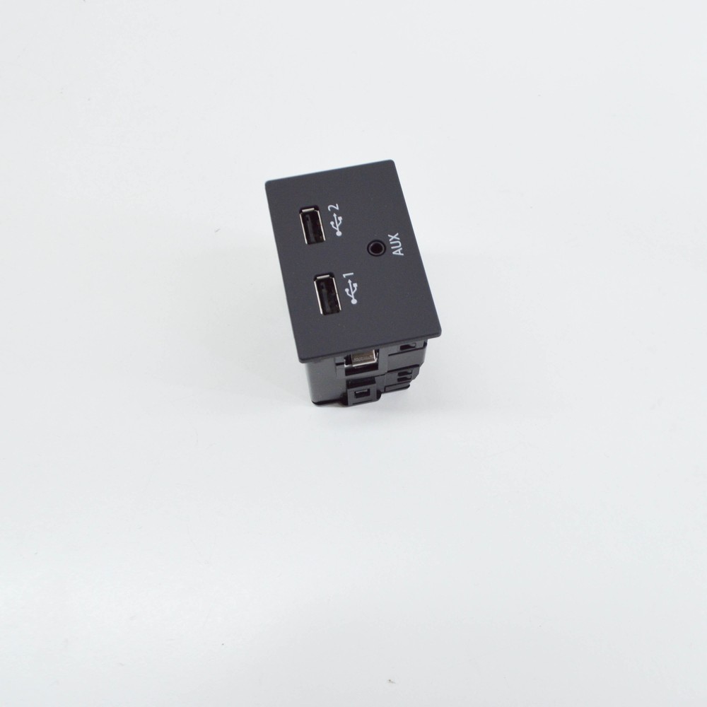 Audi A3 8V Connector External Audio Sources 81A035726