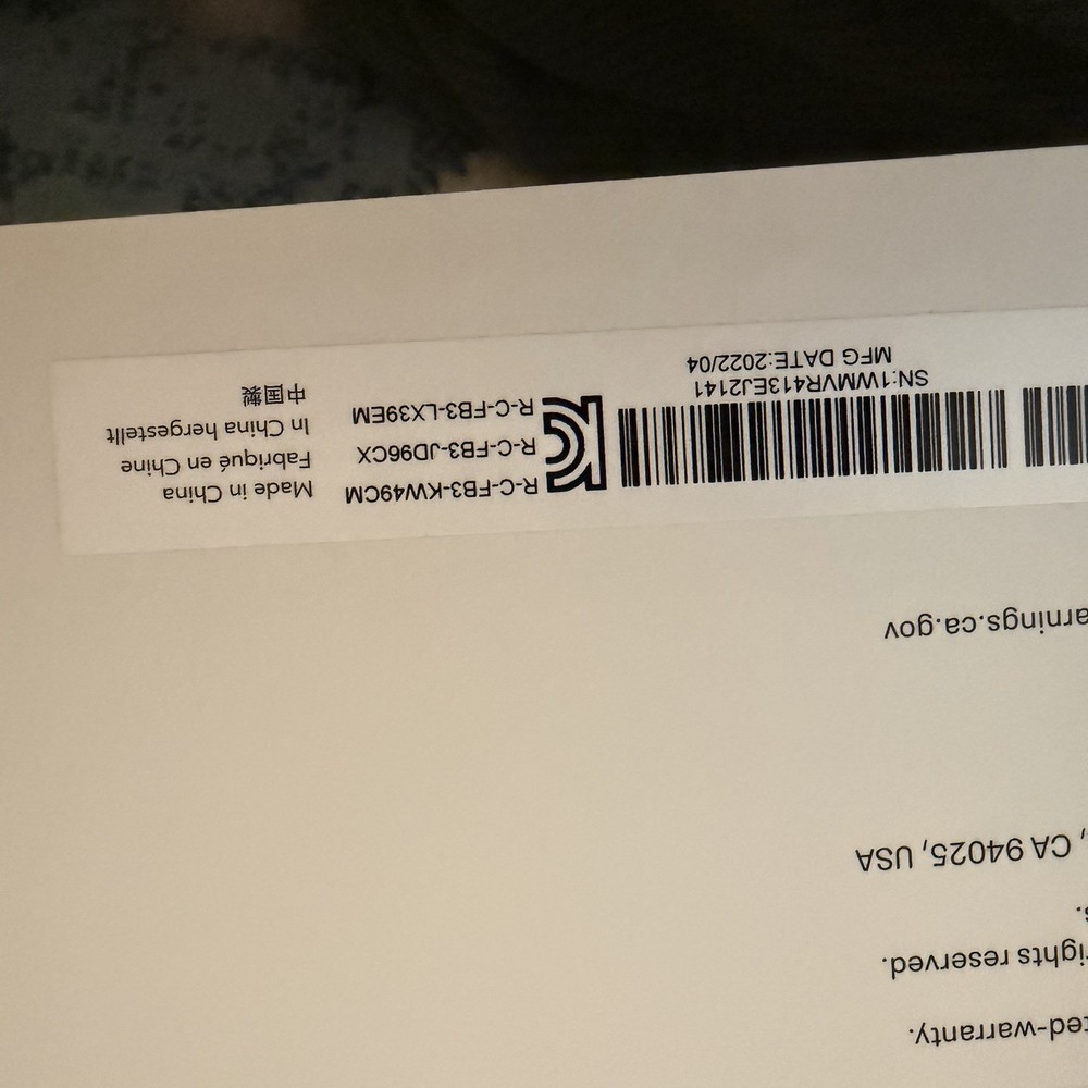 Meta Quest 2 VR Headset 128GB w/ Controllers/Regular Strap/Face Cover- Great