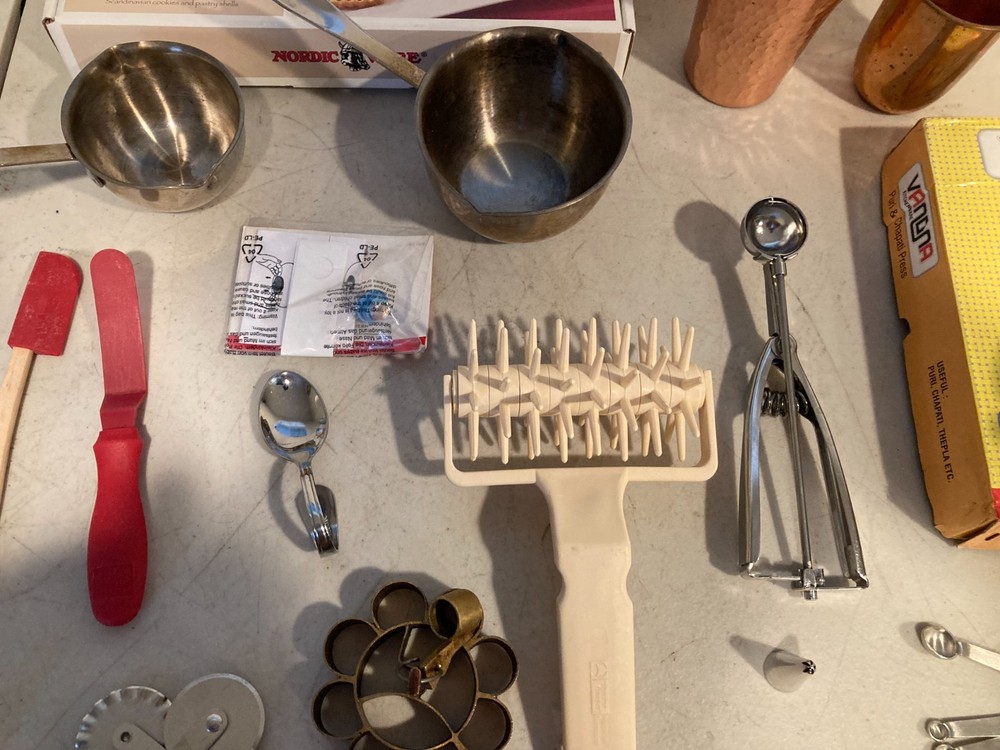 Camping Kitchen Utensils & Baking Tools Lot Chapati Press