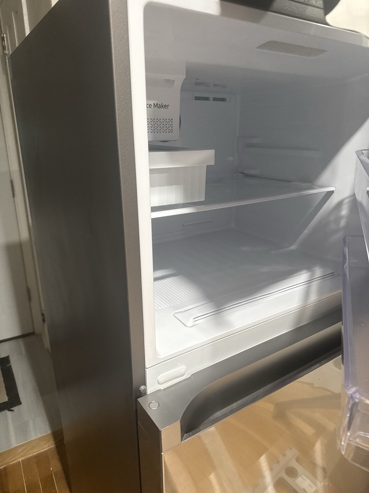 Samsung Refrigerator 29 Cu. Ft.