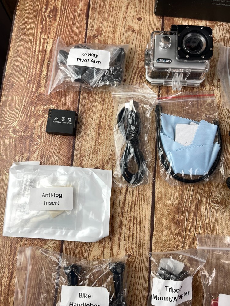 Action Savvy Camera And Attachments 007 New Open box