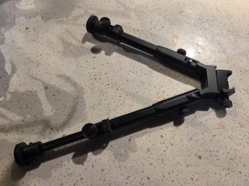 6.5 to 8.5  inch folding bipod