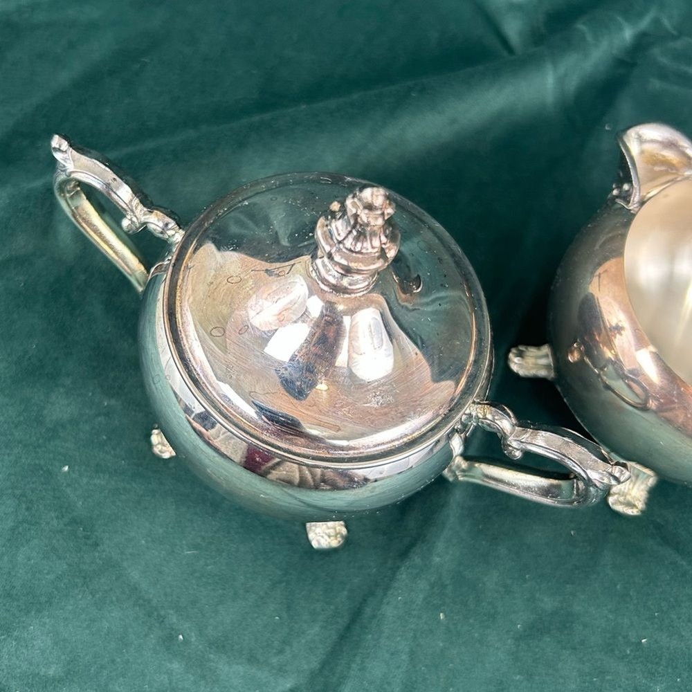 Vintage Silver Plate Sugar and Creamer Set