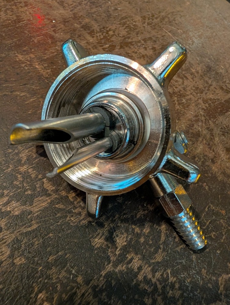 Twin Probe Keg Coupler Hoff Stevens Inc US PAT 3,228,413 NOS