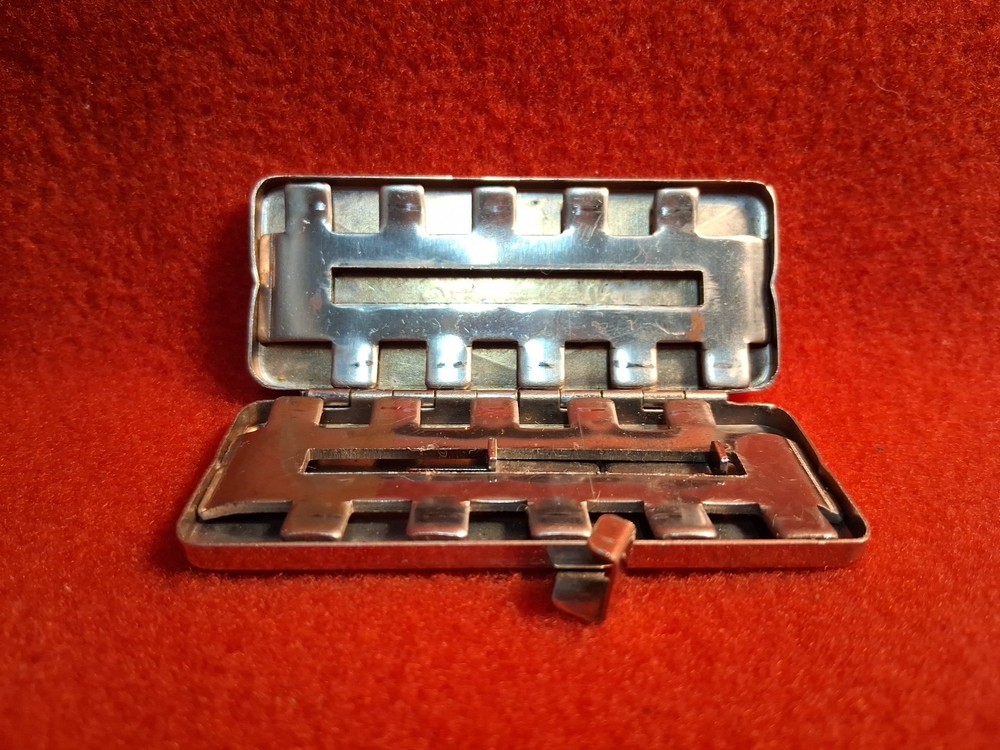Vintage Stanford Razor Five Second Sharpener Box in Original Box~ Baltimore