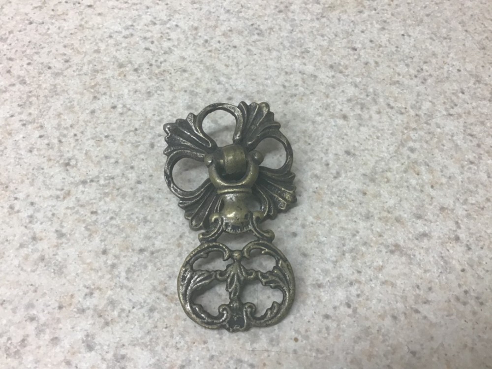 Vintage Single Hole Drop Drawer/Cabinet Pull Nice old Ornate Pull Marked 550