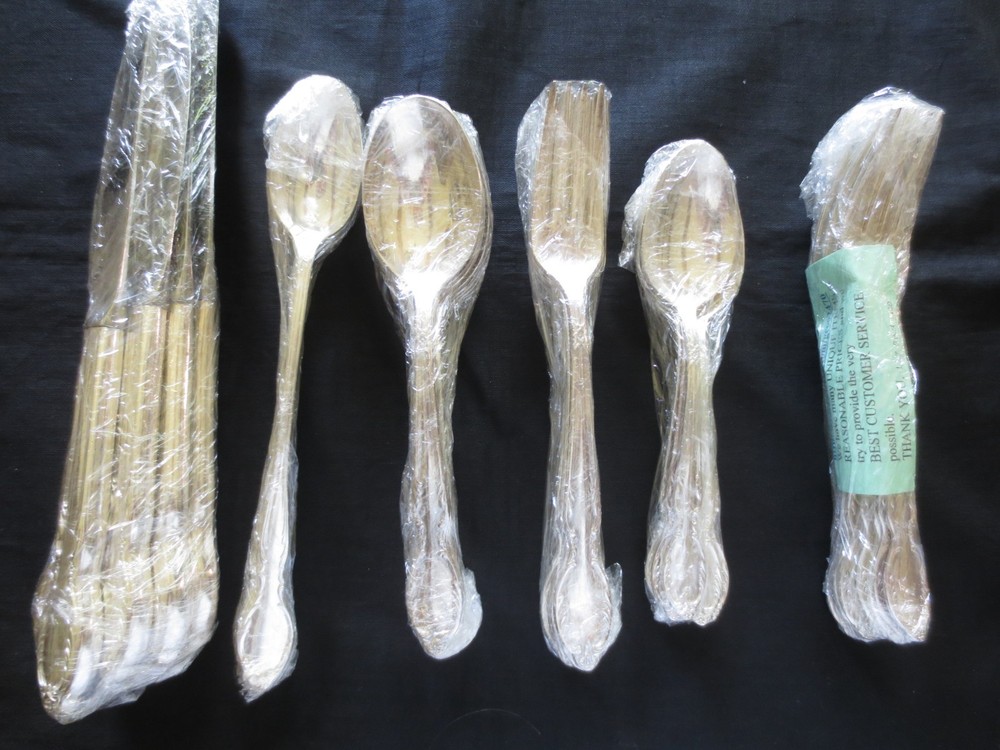 46 Pc. ROGERS & BROS. EXTRA PLATE Original Rogers SILVERPLATE FLATWARE for -8