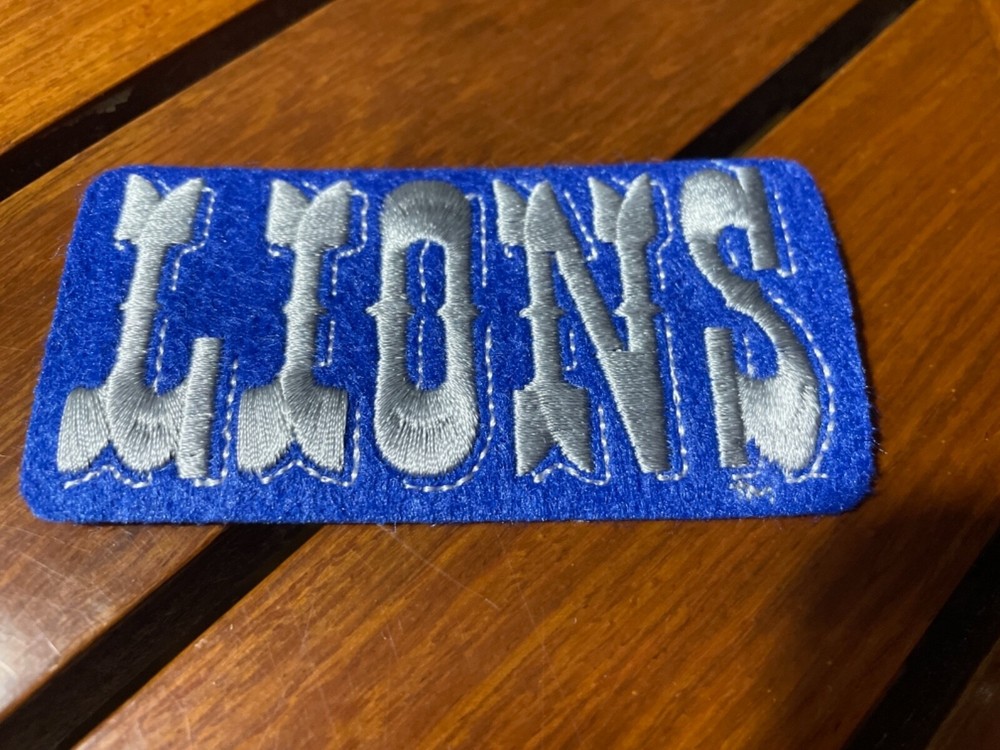 *DETROIT LIONS IRON ON PATCH 3 1/2"