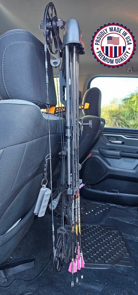 Headrest bow hanger with rubber insert