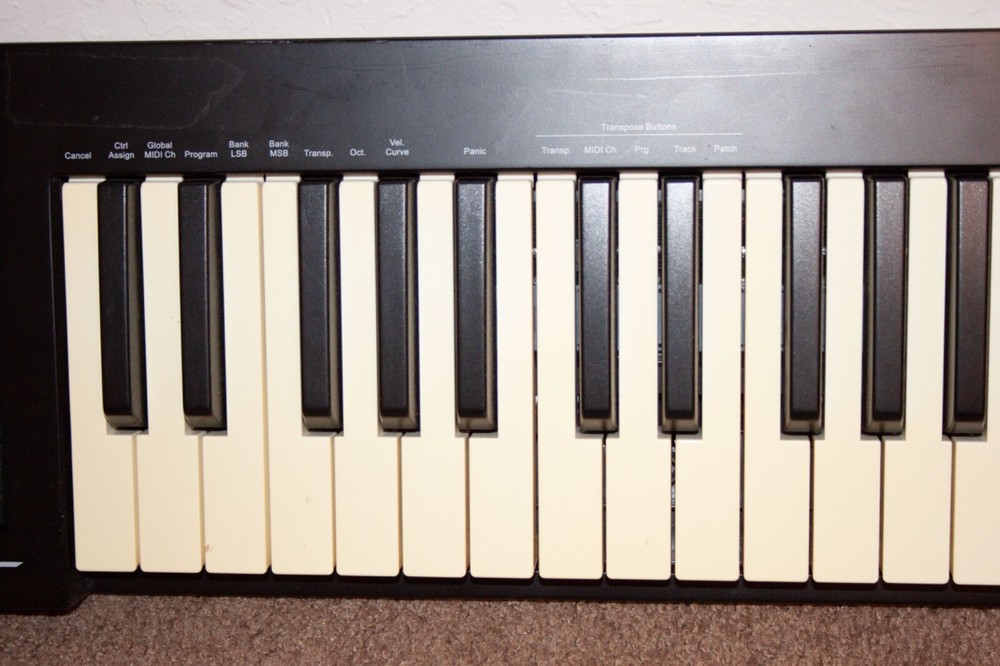 Nektar Impact iX61 61-key MIDI Controller Keyboard