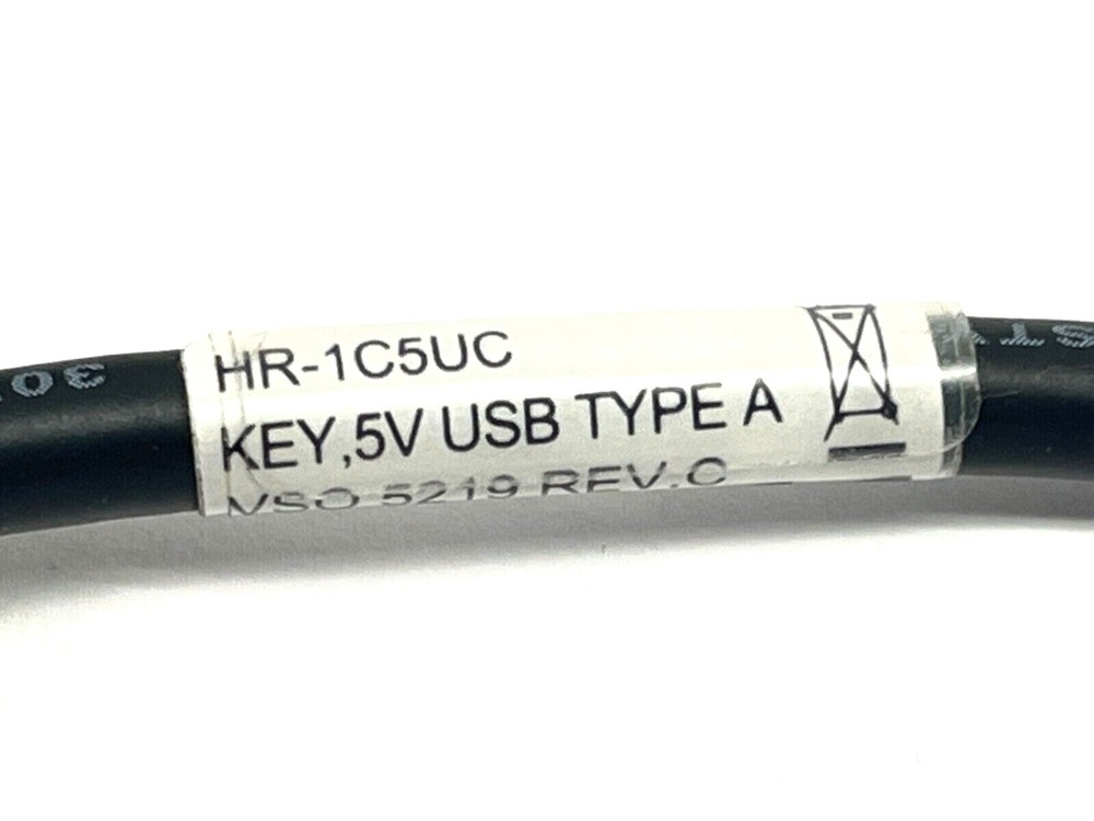 Keyence HR-100 Rev. H Handheld Code Reader w/ HR-1C5UC Communication Cable