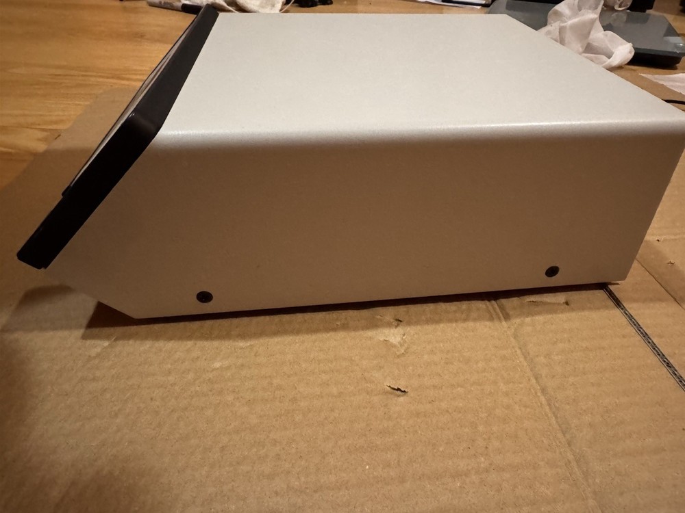 Eppendorf 2510 Electroporator Tested Power On