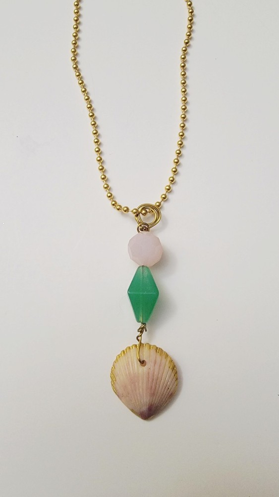 Handmade Natural Seashell pendant necklace. Coastal/ Boho Style. Adjustable size