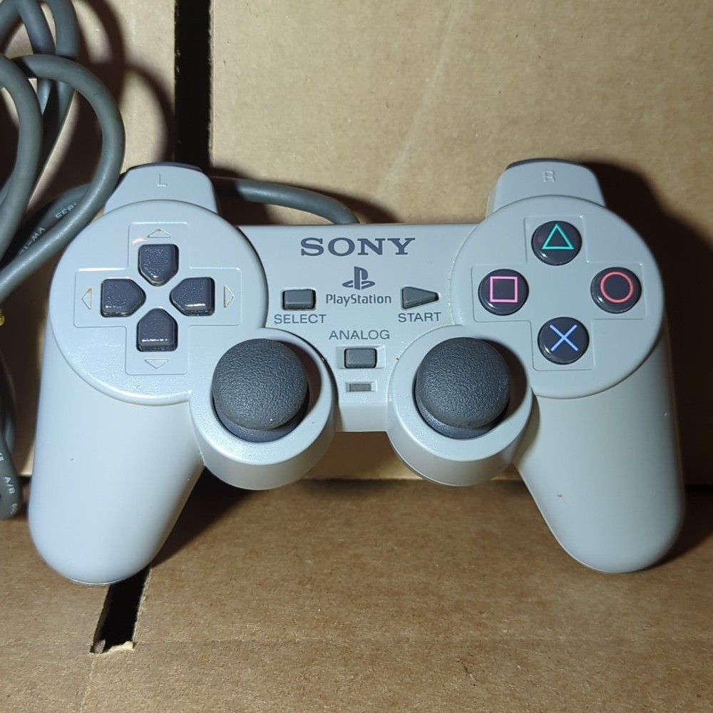 Sony PlayStation 1 PS1 Console SCPH-9001 Bundle w/Memory Card, Controller, Cords