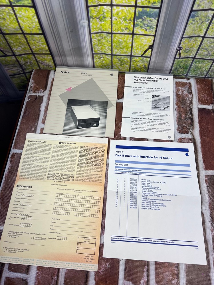 Vintage Apple II Disk II Installation manual