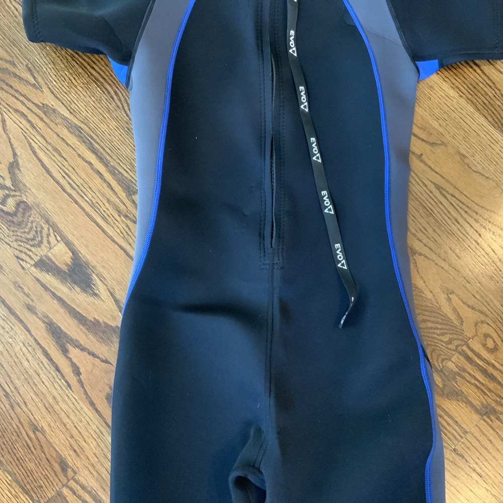 EVO 3mm Shorty Wetsuit Mens Small Black Back Closure EUC
