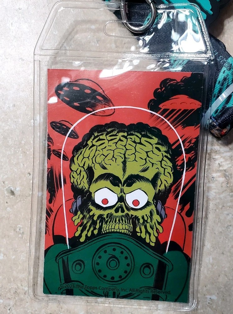 Mars Attacks! Exclusive Tim Burton's Mars Attacks! Lanyard W Mars Attacks Charm