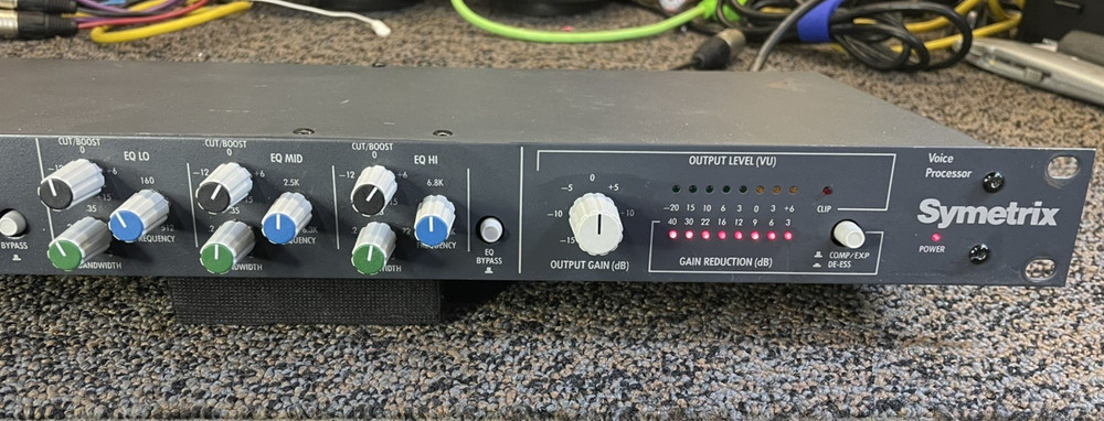 Symetrix 528 Voice Processor - Vintage grey -Tested - Works great!