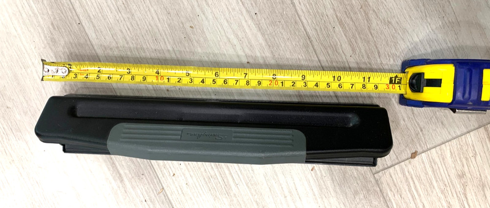 Swingline Desktop Office Hole Punch - 3 Punch BLACK