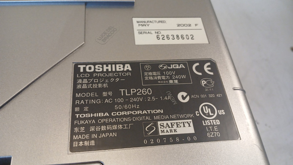 Toshiba TLP-260 LCD Projector *Working* *Read*