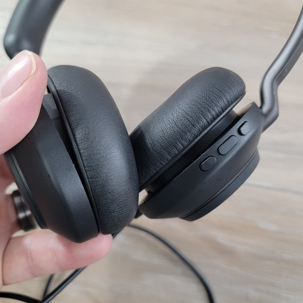 Jabra Evolve 20 MS Stereo USB Headset with Microphone Black