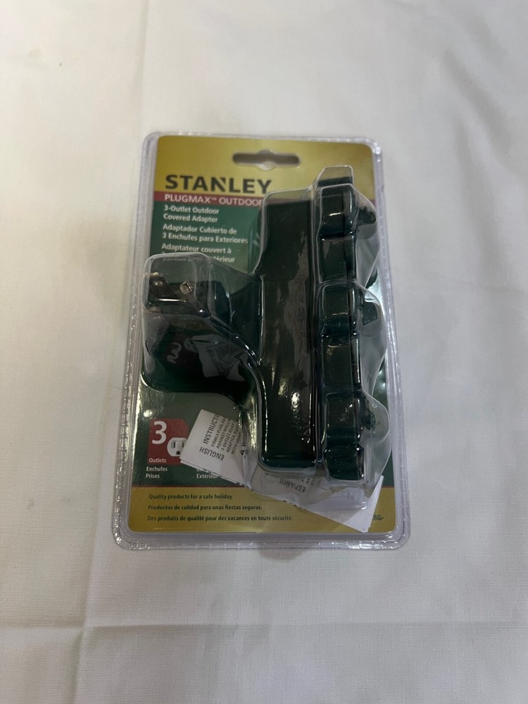 STANLEY Heavy Duty Outdoor PLUGMAX 3-Outlet Adapter