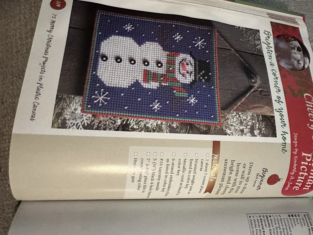 NEW HB 75 MERRY CHRISTMAS PROJECTS IN PLASTIC CANVAS