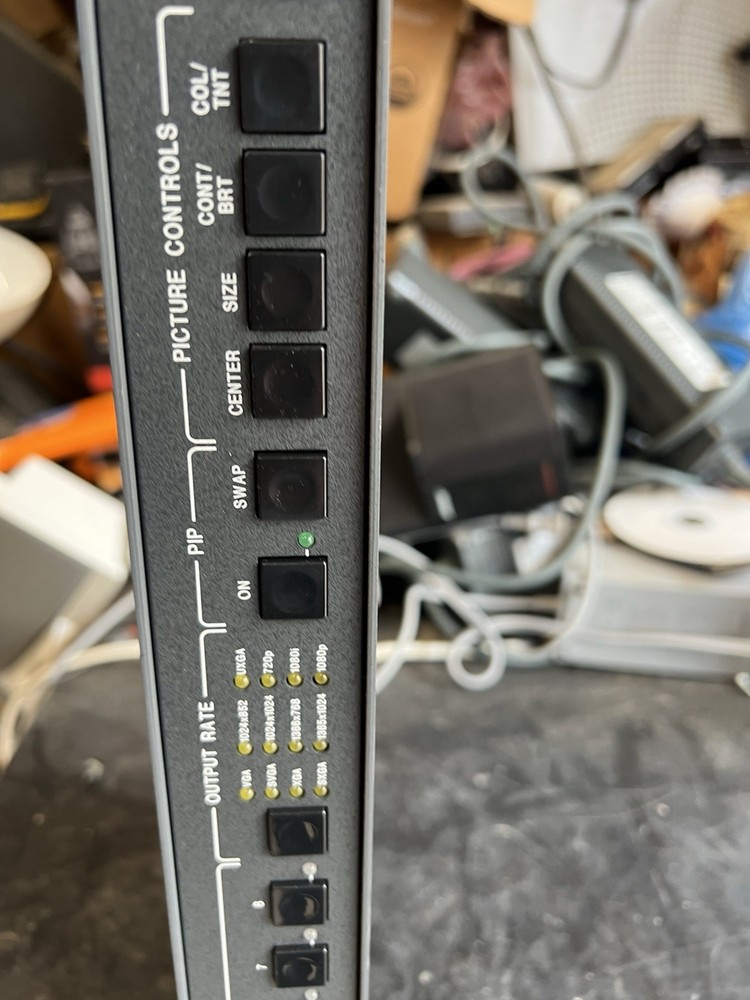 Extron IN1508 8 input Scaling Presentation Switcher
