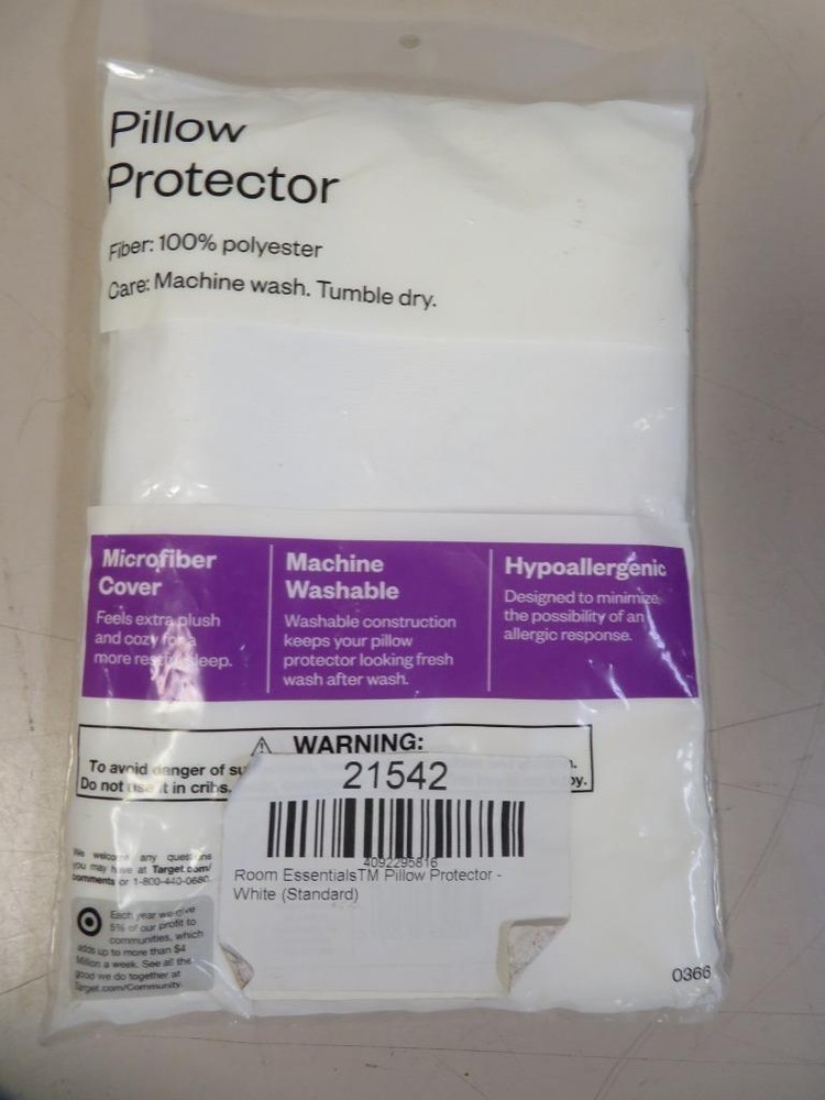 Pillow Protector Room Essentials White Microfiber Cover Standard/Queen 20" x 28"