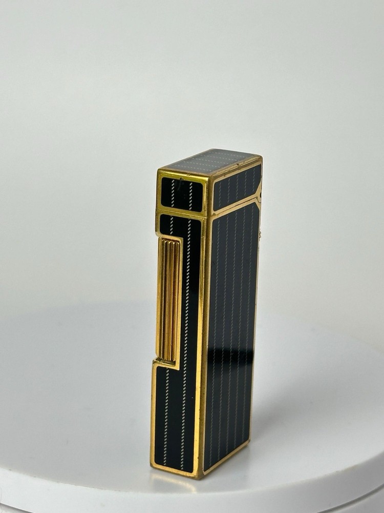 Rare Dunhill art deco vertical line pattern rollagas