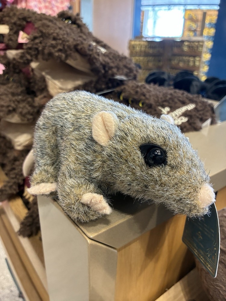 Universal Studios Harry Potter Wizarding World Scrabbers Rat Plush New
