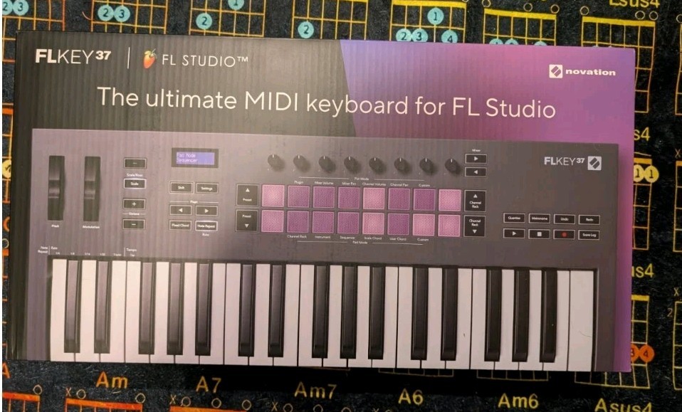 NEW NIB Novation FL key 37 FL STUDIO MIDI CONTROLLER 37 Keys