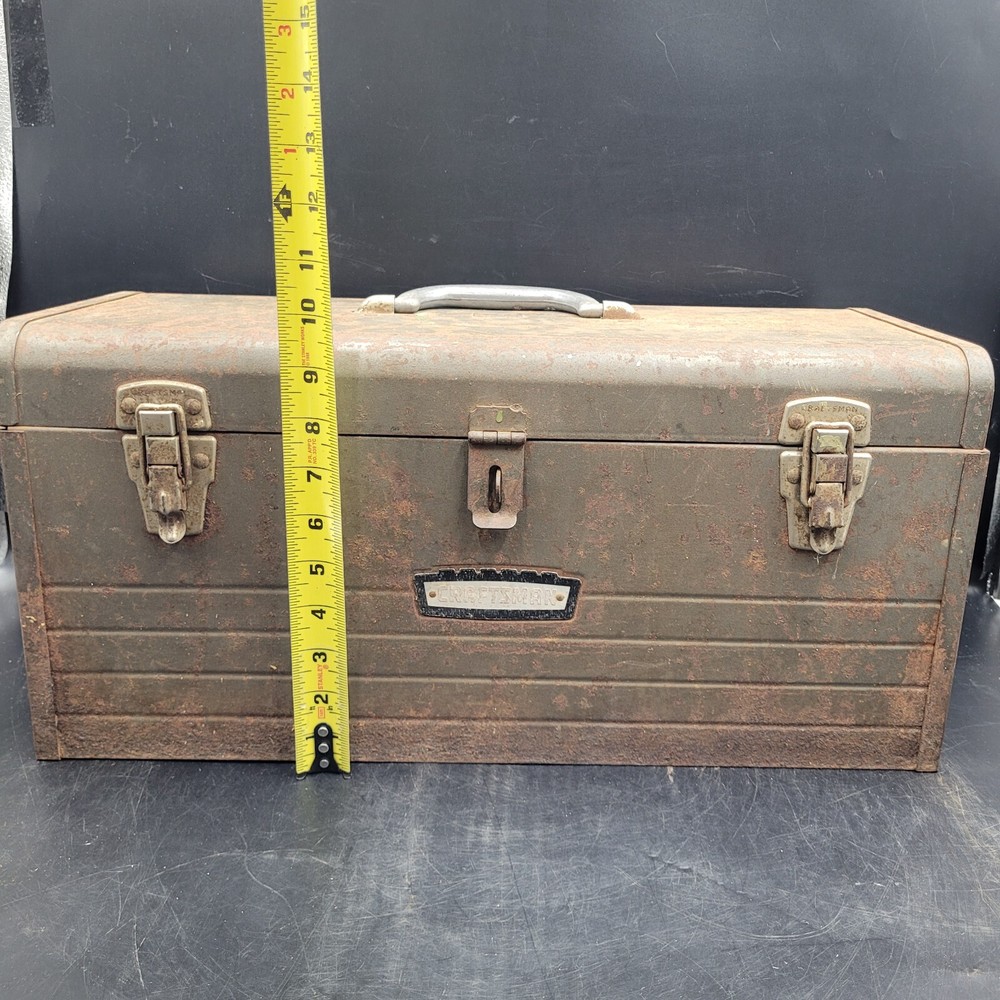 Vintage Craftsman Crown Logo Toolbox w/ Tray (Rusted Bottom)
