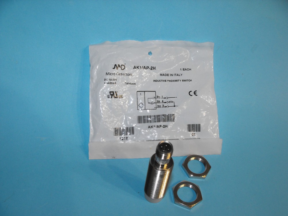 Micro Detectors AK1/AP-2H.Proximity Switch sensor.10-30VDC.NEW