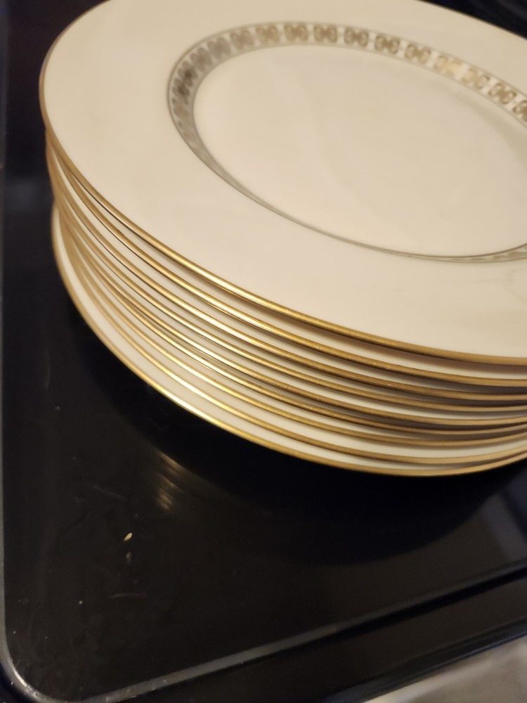 Franciscan "Somerset" Chinia 10.75 Dinner Plates