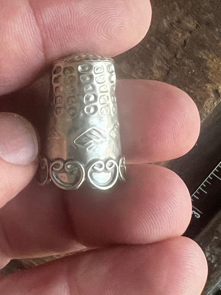 Awesome Sterling Silver Sewing Thimble  (H2023H)