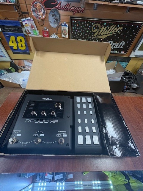 DigiTech RP360XPV-01 Black Guitar Multi-Effect Processor Pedal