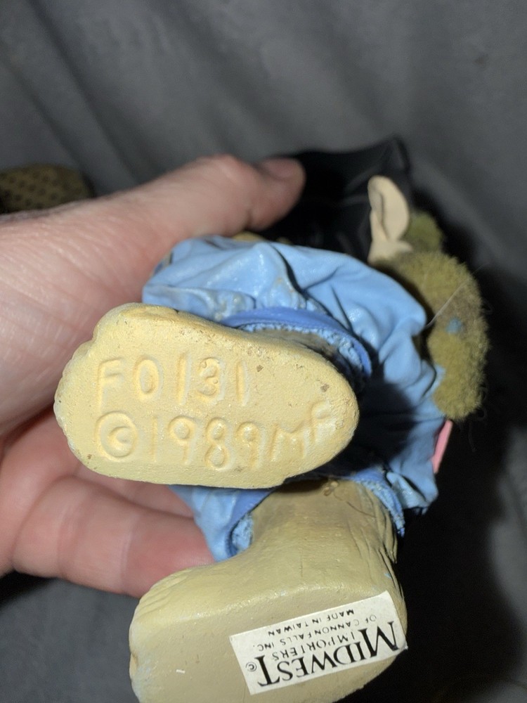 6 Cat themed Decor Items