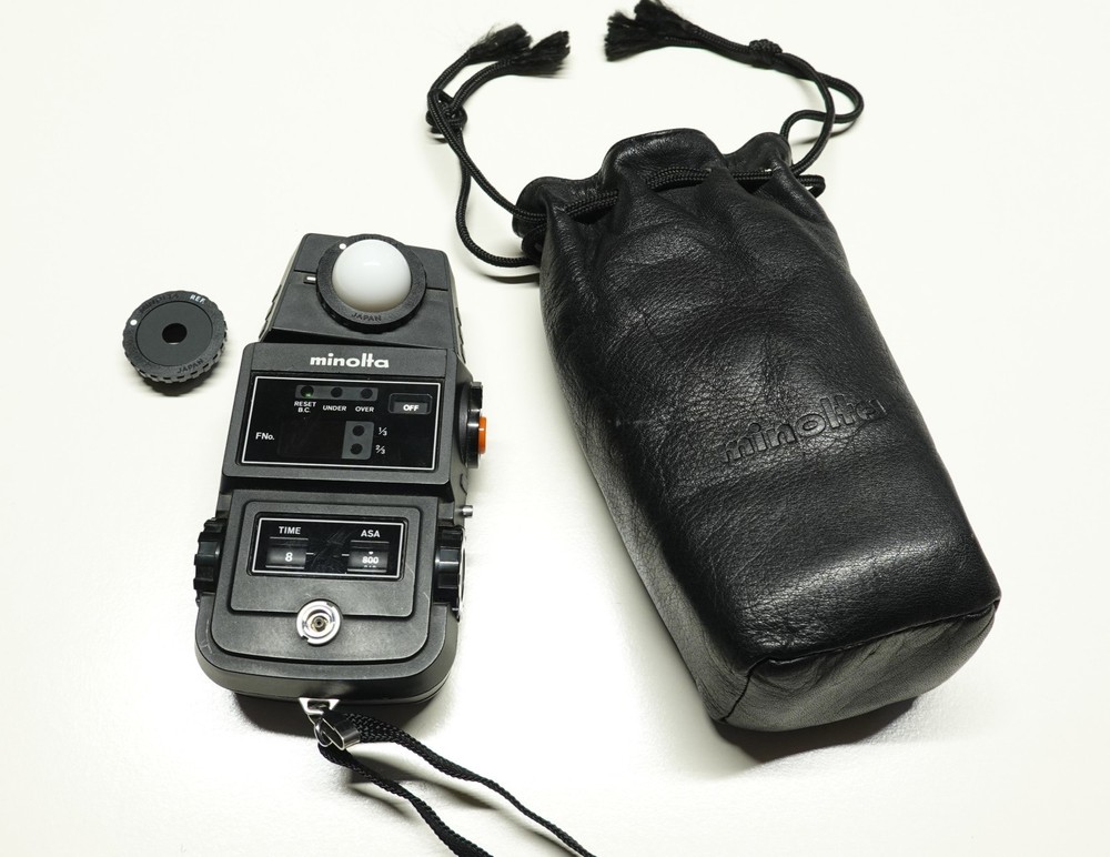Minolta flash meter II with bag and attachment.