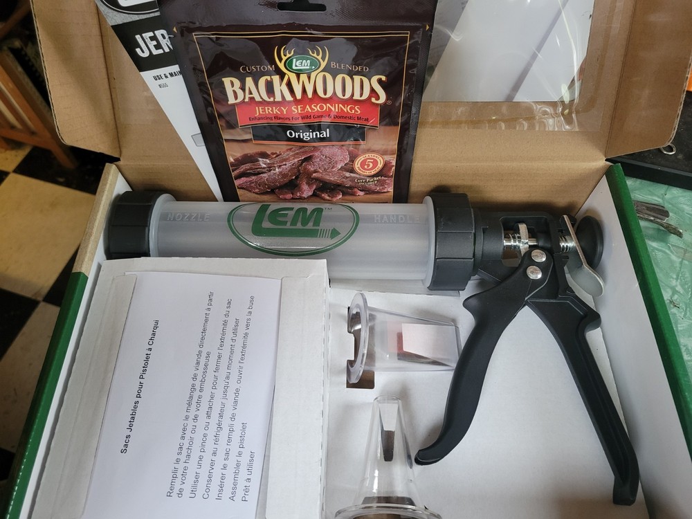 LEM 3/4 Lb Jerky Gun New In Box