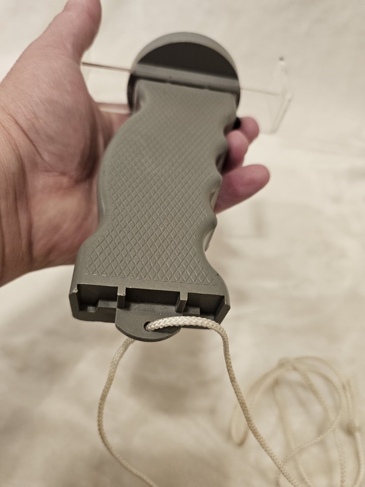 Davis Instruments Hand Bearing Compass With String On The End Illuminated